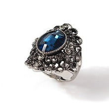 Load image into Gallery viewer, Retro Big CZ Stone Spider Signet Ring Blue Luxury Animal Wed Punk Ring For Female Cocktail Jewelry Bague Femme