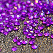 Load image into Gallery viewer, 1000Pcs/lot 4.5mm Wedding Party Decoration Tiny Diamond Confetti Acrylic Crystals Confetti DIY Crafts Embellishments