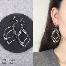 Load image into Gallery viewer, Opened Circle Ear Cuff Clips Women Big Arc Pendant Long Clip on Earrings for Women Girls Cartilage Jewelry non Without Pierced